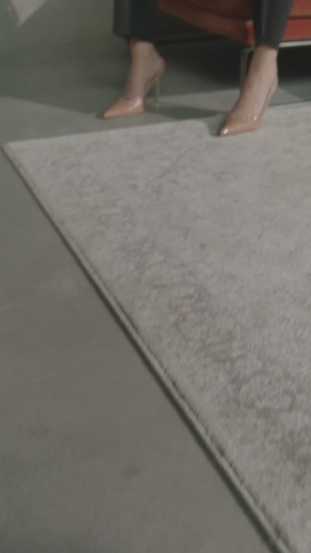 Video of the BOLDNSUBTLE tailored black trousers being worn